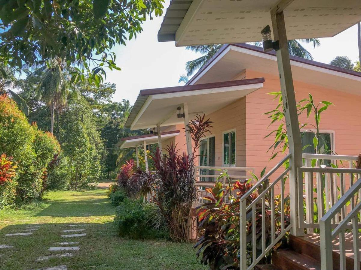 Baan Suan Khun Ta บ้านพักสวนคุณตา Koh Chang Exteriör bild