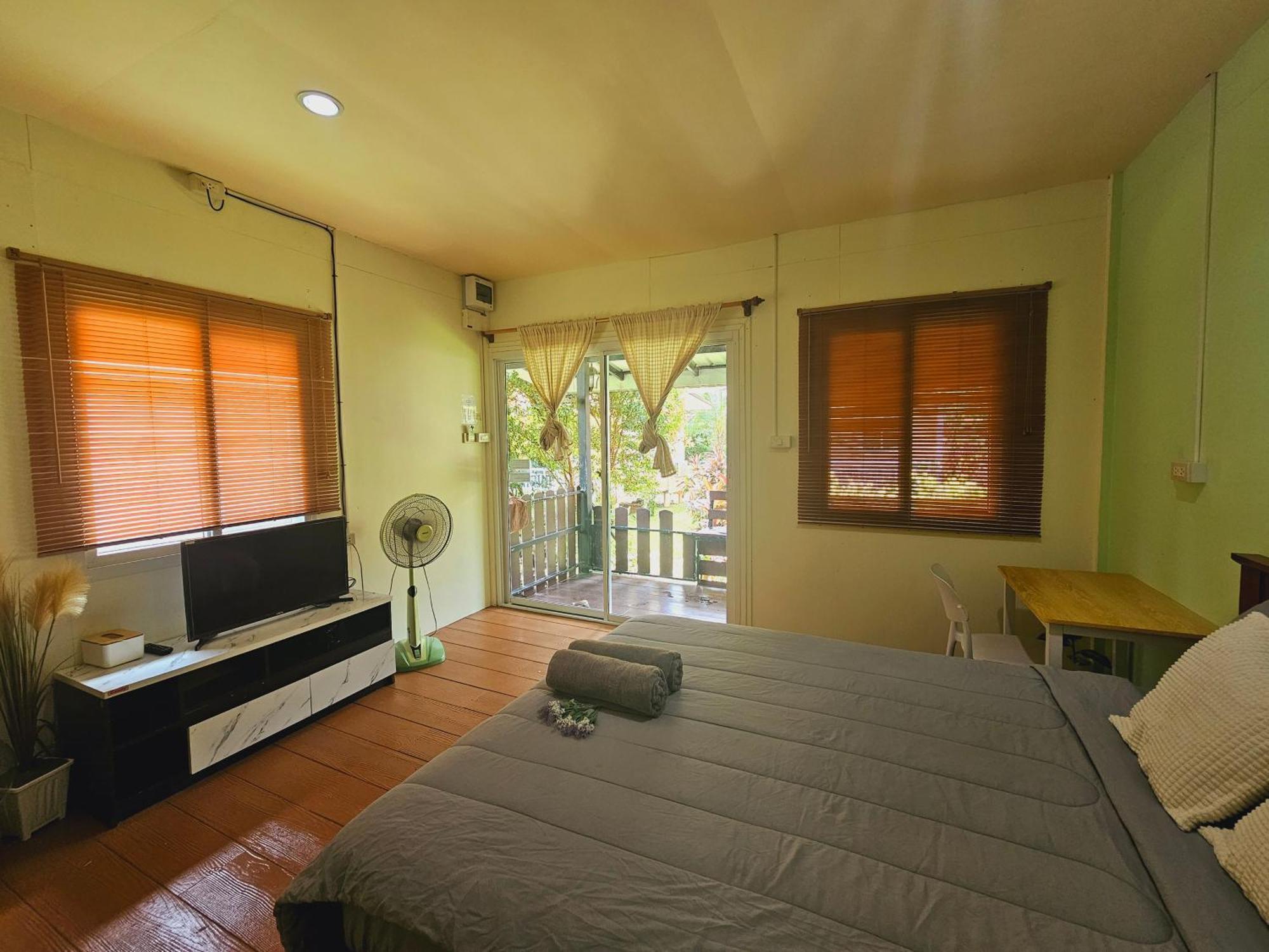 Baan Suan Khun Ta บ้านพักสวนคุณตา Koh Chang Exteriör bild