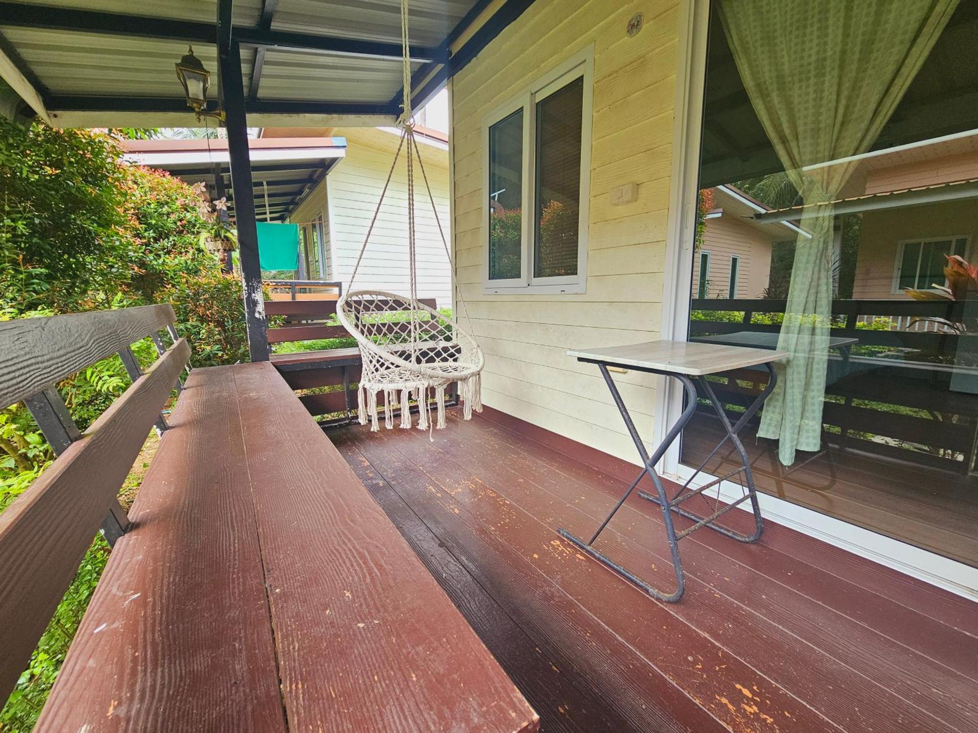 Baan Suan Khun Ta บ้านพักสวนคุณตา Koh Chang Exteriör bild