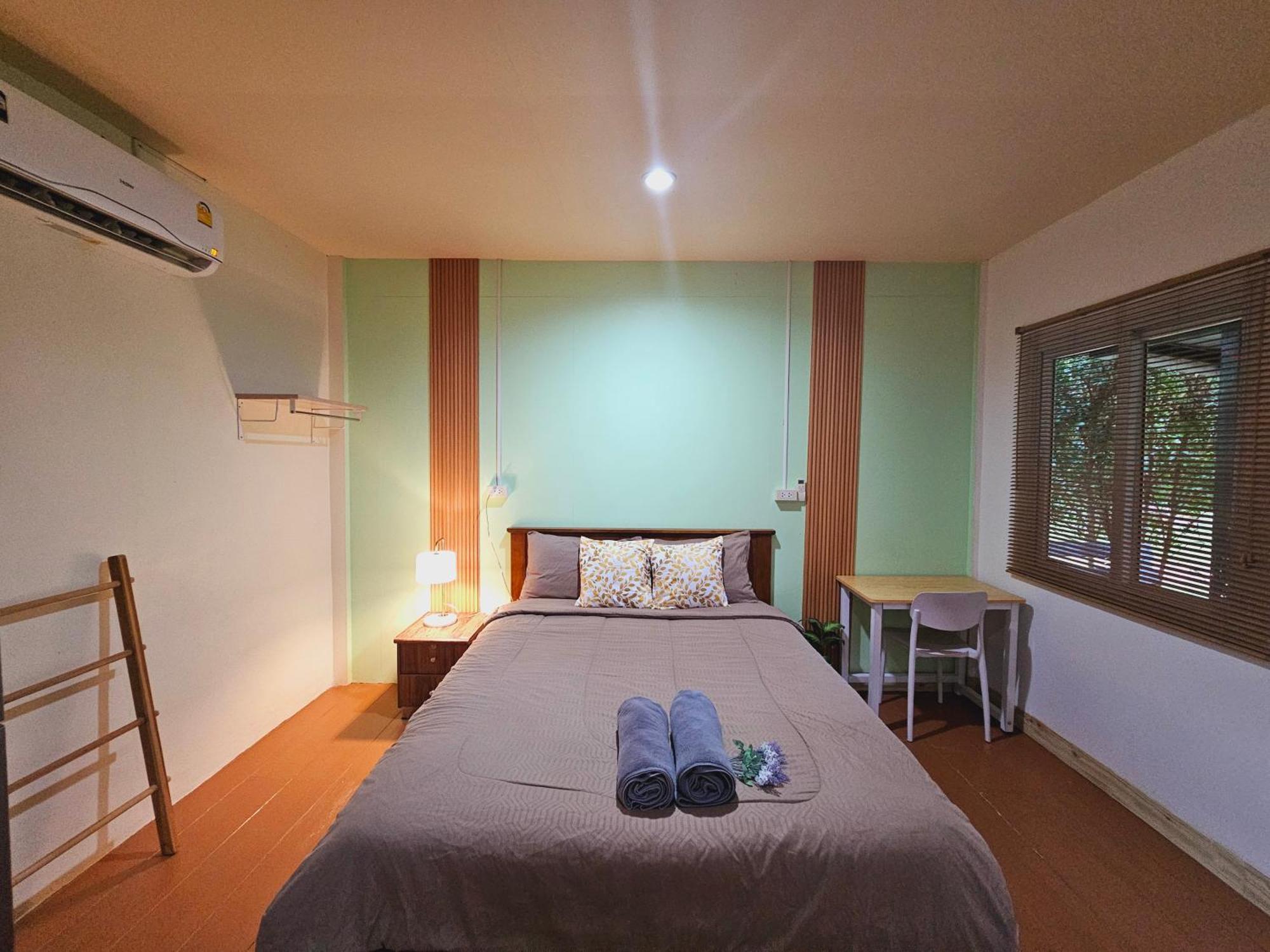 Baan Suan Khun Ta บ้านพักสวนคุณตา Koh Chang Exteriör bild